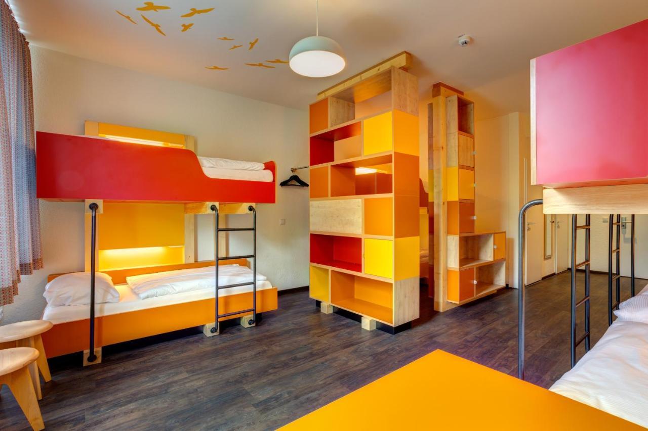 Bed 6-Bed Mixed Dormitory Room