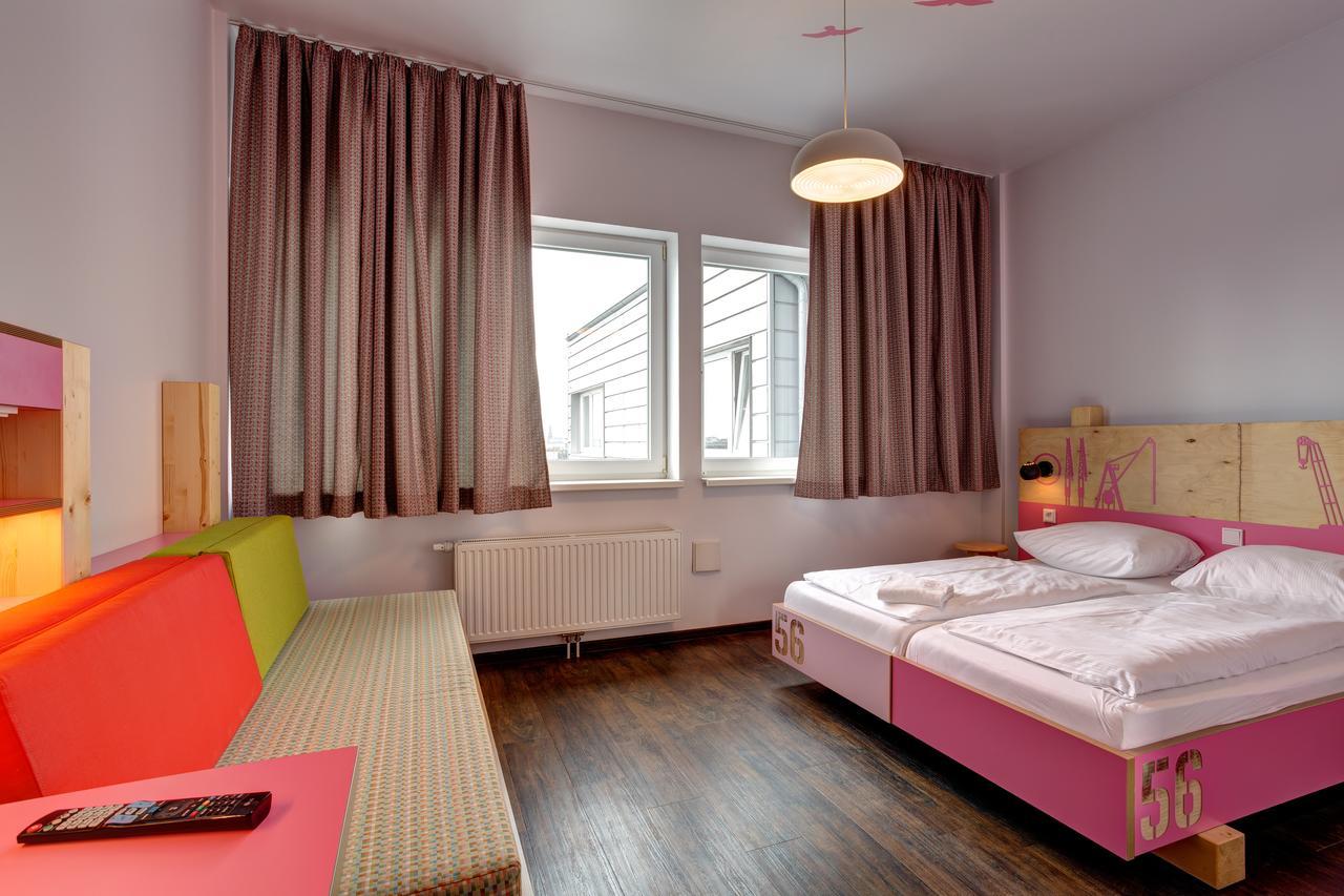 Triple Room,644433093:JPEG